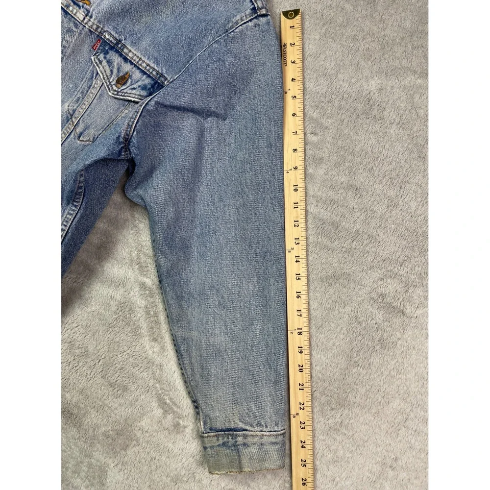 Vintage 90s Levis 70507 4890 Denim Trucker Jacket Mens Large Light Wash USA Made